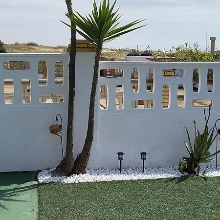 Casa Dodge 40m De La Playa Holiday home Matalascanas